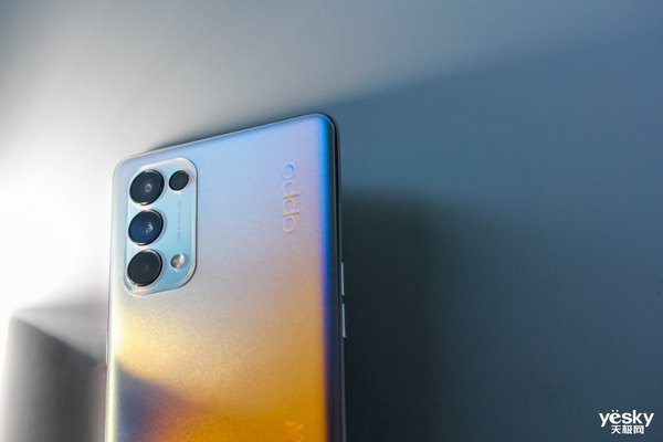 OPPO Reno5 Pro上手评测：最“晶”艳的5G人像视频手机